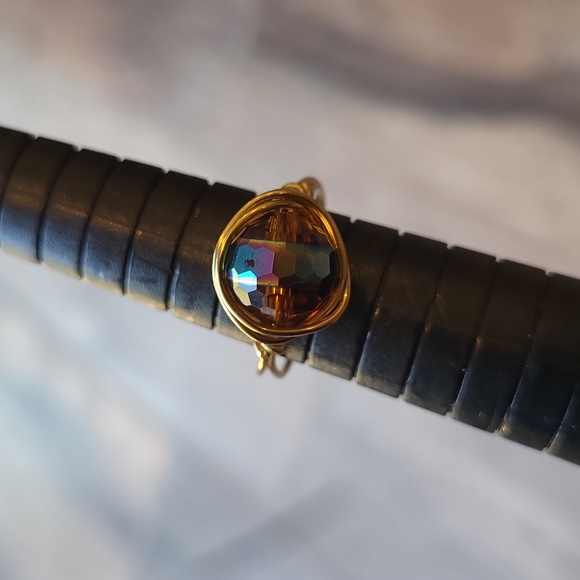 Gold Tone Iridescent Bead Wire Wrapped Ring, Size 7 - Picture 10 of 11